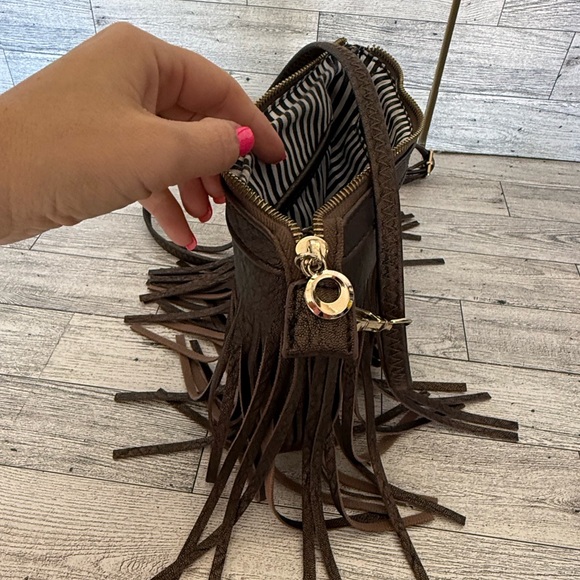 Fringe Bronze/Brown Crossbody Shoulder Bag Faux Leather Purse - Picture 4 of 6